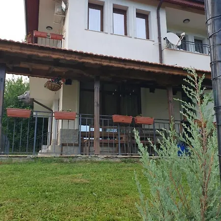 бадевски рай-къща надежда *