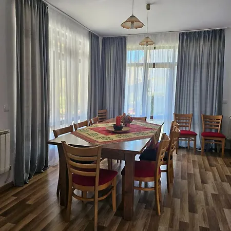 Holiday home бадевски рай-къща надежда Badevtsi