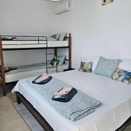 бадевски рай-къща надежда