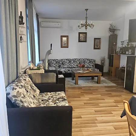 бадевски рай-къща надежда Holiday home Badevtsi