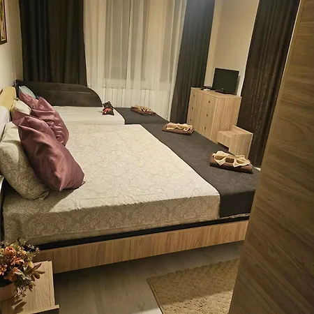 бадевски рай-къща надежда Holiday home