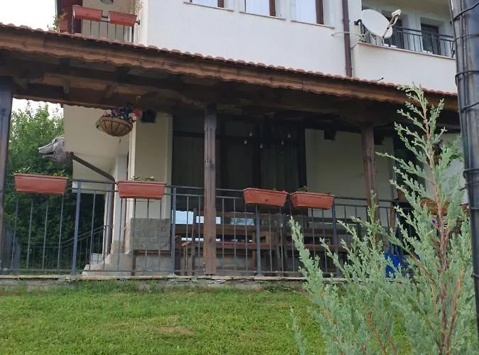 бадевски рай-къща надежда *