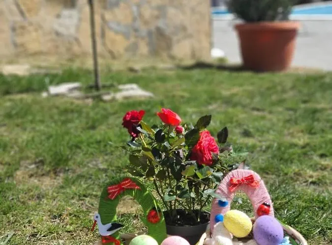 Ваканционна къща бадевски рай-къща надежда